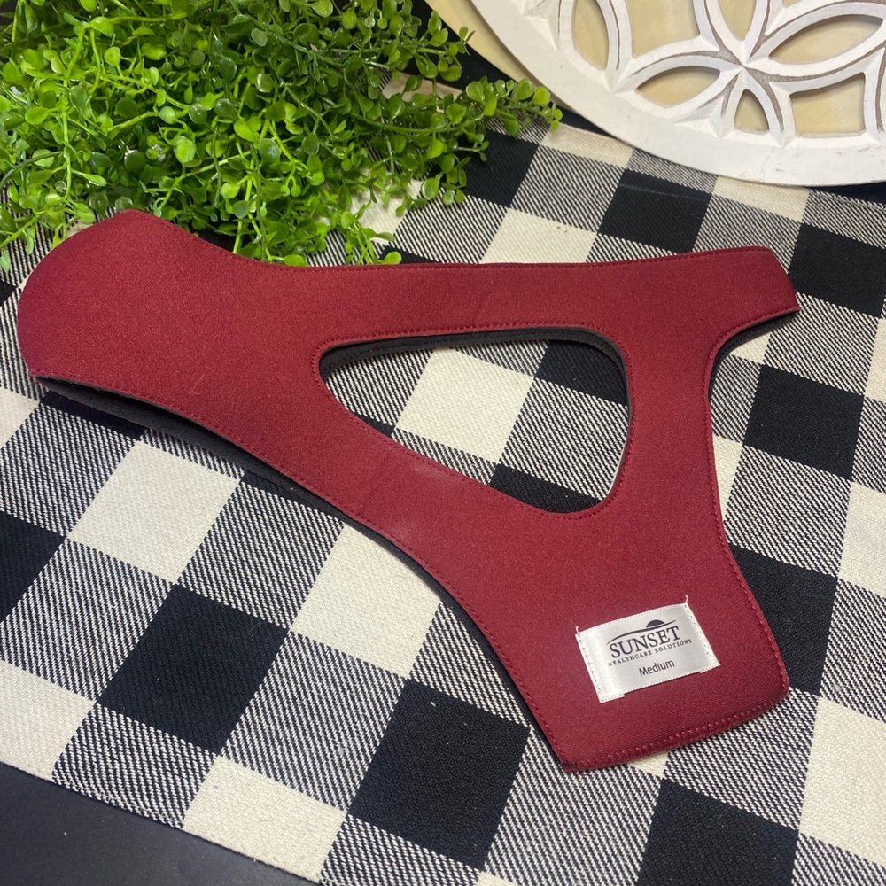 Sunset Ruby Style‎ Chin Strap Medium